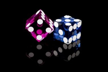 Cash-out button highlighted against the rising multiplier display at rules